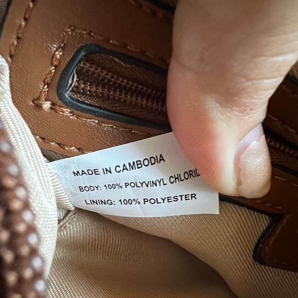 New AUTHENTIC Dana Buchman Leather Crossbody purse - Picture 5 of 7